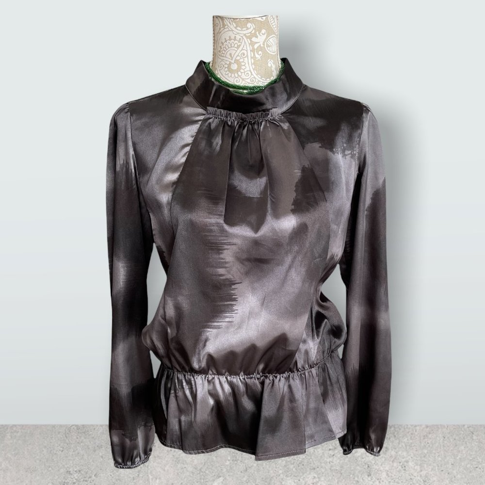 daisy fuentes satin black long sleeve women’s top size small.